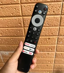 Điều Khiển Remote Tivi TCL Giọng Nói 3 Nút Trắng Dài Smart TV - Phiếm Bấm êm, Tặng Kèm Pin - Phụ Kiện Tivi Chính Hãng