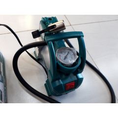 Máy bơm hơi lốp xe ô tô 12V Total TTAC1406 - Áp suất tối đa 140 psi, kèm đèn LED và vòi phun, thiết kế tiện dụng cho xe hơi