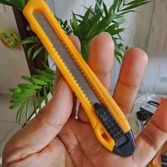 Dao Rọc Giấy TOLSEN 9x80MM SK7 Siêu Bén với Vỏ Nhựa ABS - Dụng Cụ Tiện Ích Hoàn Hảo cho Văn Phòng và Nghệ Thuật