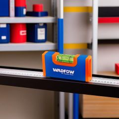 Thước Thủy 10cm Wadfow WSL0G10 - Dụng Cụ Hữu Ích Chống Sốc, Độ Dày 0,8mm, Phụ Kiện Tiện Dụng Nhà Ở
