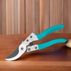 Kéo cắt tỉa cây kiểng 8 inch Total THTP62081 - Lưỡi thép carbon, tay cầm nhôm PVC chống trượt - Dụng cụ làm vườn chuyên nghiệp