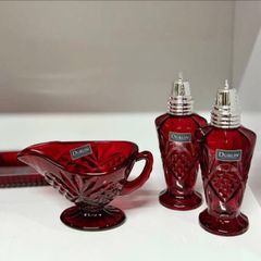 Set Pha Lê 5 Món Godinger Dublin Đỏ - Đẳng Cấp và Sang Trọng Cho Mùa Lễ Hội, Bàn Tiệc Tầng Đẹp Mắt