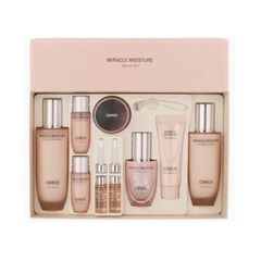 Bộ chăm sóc da trắng hồng Ohui Miracle Moisture Set 9 sản phẩm - Dưỡng ẩm hoàn hảo với công nghệ Chiffon-Ceramide cho làn da mềm mịn, rạng rỡ.