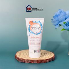 Dung dịch vệ sinh phụ nữ Femfresh Daily Wash 150ml – Sạch khuẩn, khử mùi, chiết xuất tự nhiên, an toàn cho mọi độ tuổi.