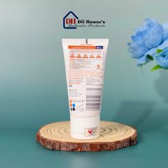Dung dịch vệ sinh phụ nữ Femfresh Daily Wash 150ml – Sạch khuẩn, khử mùi, chiết xuất tự nhiên, an toàn cho mọi độ tuổi.
