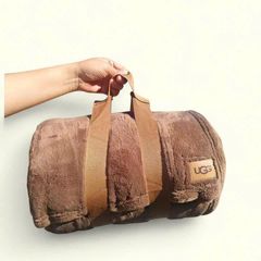 Chăn UGG Cao Cấp Size Queen 234x249cm - Giữ Ấm, Mềm Mại, Thiết Kế Sang Trọng - Lựa Chọn Hoàn Hảo Cho Giấc Ngủ Thoải Mái