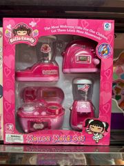 Bộ đồ chơi gia đình Hello Kitty House hold set gồm 4 món đồ gia dụng có đèn và âm thanh YH858-1 giao ngẫu nhiên cho bé chơi đồ chơi nhập vai