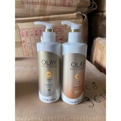 Dưỡng thể Olay B5, B3+ Vitamin C trắng da 250ml