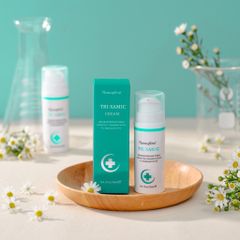 Kem Dưỡng làm sáng da, cải thiện thâm nám PHARMAFORM  Tri-Xamic Cream