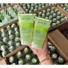 Sữa Rửa Mặt Simple Refreshing Facial Wash 150ml - Dành Cho Mọi Loại Da, Làm Sạch Hiệu Quả, Phù Hợp Da Nhạy Cảm