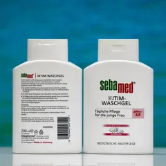 Dung dịch vệ sinh phụ nữ Sebamed pH 3.8 200ml - Chất lượng 5 sao từ Đức, an toàn và hiệu quả cho vùng kín, không xà phòng.
