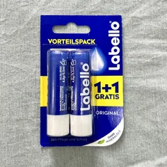 Set son dưỡng môi Labello không màu của Đức.