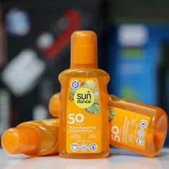 Kem chống nắng Sundace dạng xịt với chỉ số chống nắng SPF50