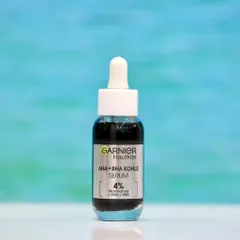 Huyết thanh Garnier AHA + BHA than hoạt tính 30ml - Giải pháp làm sạch sâu, kiểm soát dầu nhờn, giúp da sáng khỏe hơn