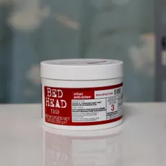 Ủ tóc Tigi đỏ - Mặt nạ tái sinh hoàn hảo cho tóc hư tổn.