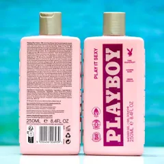 Sữa tắm Playboy màu hồng Play It Sexy, 250ml