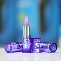 Son gió thay đổi màu Essence - SPACE GLOW COLOR CHANGING LIPSTICK