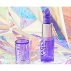 Son gió thay đổi màu Essence - SPACE GLOW COLOR CHANGING LIPSTICK