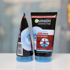 Sữa Rửa Mặt Garnier Hautklar 3 in 1 Giảm Mụn Đầu Đen - Chăm Sóc Da Mặt Sạch Sâu 150ml