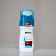 Sữa Rửa Mặt Garnier 150ml - Làm Sạch Sâu, Ngăn Ngừa Mụn, Kèm Đầu Bàn Chải Massage Tiện Dụng từ Đức