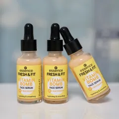 SERUM CẤP ẨM & DƯỠNG DA MỀM MỊN ESSENCE FRESH & FIT VITAMIN B