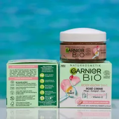 Kem Dưỡng Da Hữu Cơ Garnier Bio Rosy Glow 3in1 – Dưỡng ẩm, Làm Rạng Rỡ Da Tự Nhiên, Phù Hợp Mọi Loại Da