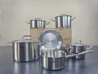 Bộ Nồi inox Fissler Profi 5 Món - Gồm 4 Nồi và 1 Chảo Chất Liệu Thép Không Gỉ Sản Xuất Tại Đức, Đảm Bảo Chất Lượng Nấu Ăn Tối Ưu