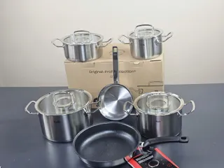 Bộ nồi Fissler Profi 5 món - Nồi inox chống dính cao cấp từ Đức, bao gồm 4 nồi và 1 chảo 24cm, phù hợp mọi loại bếp
