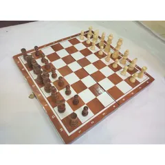 Bộ cờ vua gỗ  cao cấp kích thước 35x35x 2cm ,giúo phát triển trí tuệ