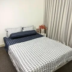 Bộ Chăn Ga Bọc Nệm Cao 20cm Microfiber 5 Món - Chăn Chần Bông Êm Ái, Thiết Kế Sang Trọng, Hỗ Trợ Giấc Ngủ Tuyệt Vời