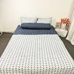 Bộ Chăn Ga Bọc Nệm Cao 20cm Microfiber 5 Món - Chăn Chần Bông Êm Ái, Thiết Kế Sang Trọng, Hỗ Trợ Giấc Ngủ Tuyệt Vời