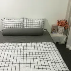 Bộ Chăn Ga Cotton Microfiber 5 Món - Chăn Chần Bông Mềm, Vỏ Gối Sang Trọng, Bọc Nệm Cao 20cm, Giấc Ngủ Hoàn Hảo