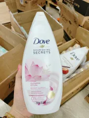 Sữa Tắm Dove Hoa Sen (Nắp Trắng) 750ml - Dưỡng Ẩm Da Mềm Mịn, Hương Hoa Sen Thoảng Nhẹ, Sản Xuất Tại Đức, Phù Hợp Mọi Loại Da
