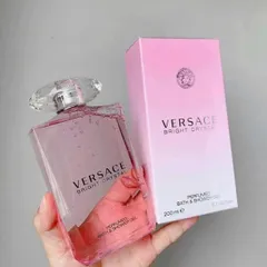 Sữa Tắm Versace Bright Crystal 200ml (Hồng) - Dưỡng Ẩm, Hương Thơm Quyến Rũ, Sản Phẩm Chăm Sóc Da Cao Cấp Từ Mỹ