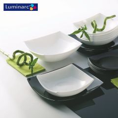 Đĩa Thủy Tinh Vuông Trắng Quadrato 20cm D7206 Cao Cấp, Đĩa Sâu Lòng An Toàn Cho Máy Rửa Bát, Lò Vi Sóng - Hàng Chính Hãng Luminarc