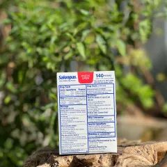 Miếng Dán Giảm Đau Salonpas - 140 Miếng Giảm Đau Cơ, Khớp, Vai, Lưng - Dán Ngoài Da Hiệu Quả từ Nhật Bản