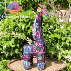 Thú Nhồi Bông Hiêu Cao Cổ To Thổ Cẩm Sapa - Đồ Chơi Trẻ Em Chất Liệu Mềm Mại, Quà Tặng Ý Nghĩa cho Bé Yêu