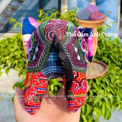 Thú Nhồi Bông Voi Bản Đôn Thổ Cẩm Sapa - Quà Tặng Ý Nghĩa Cho Bé Yêu, Chất Liệu Mềm Mại, Đường May Chắc Chắn