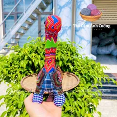 Thú Nhồi Bông Khủng Long Ăn Cỏ Thổ Cẩm Sapa - Đồ Chơi Trẻ Em An Toàn Và Đầy Y Nghĩa Tặng Bé Yêu