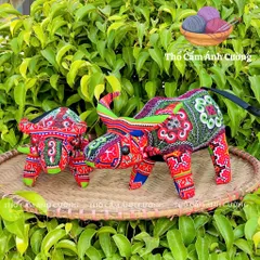 Thú Nhồi Bông Trâu Nước Thổ Cẩm Sapa - Quà Tặng Ý Nghĩa Cho Bé, Chất Liệu Vải Mềm Mại, Đường May Chắc Chắn
