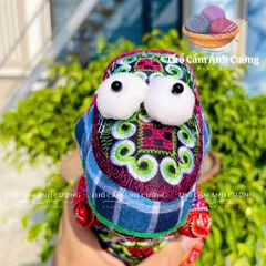 Thú Nhồi Bông Cá Sấu Ngồi Thổ Cẩm Sapa - Quà Tặng Ý Nghĩa Cho Bé - Đồ Chơi Trẻ Em Chất Lượng Cao