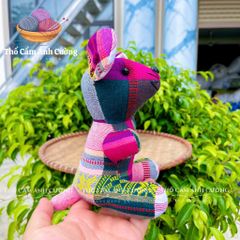 Thú Nhồi Bông Chuột Ngồi Thổ Cẩm Dân Tộc Thái - Đồ Chơi Bé Yêu, Vải Thổ Cẩm Mềm Mại, Quà Tặng Ý Nghĩa