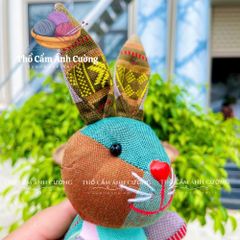 Thú Nhồi Bông Thỏ Ngồi Thổ Cẩm Dân Tộc Thái - Quà Tặng Đáng Yêu Cho Bé Yêu, Vải Thổ Cẩm êm ái, Tiêu Chuẩn Chất Lượng Cao