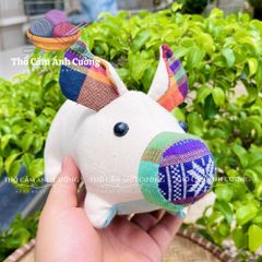 Thú Nhồi Bông Heo Sữa Thổ Cẩm Dân Tộc Thái - Đồ Chơi Trẻ Em Chất Liệu Vải Mềm Mại, Quà Tặng Ý Nghĩa Cho Bé Yêu