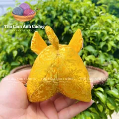 Thú Nhồi Bông Heo Vàng Thần Tài Handmade Cao Cấp - Đồ Chơi Trẻ Em Vải Thổ Cẩm Mềm Mại, Quà Tặng Ý Nghĩa