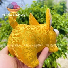 Thú Nhồi Bông Heo Vàng Thần Tài Handmade Cao Cấp - Đồ Chơi Trẻ Em Vải Thổ Cẩm Mềm Mại, Quà Tặng Ý Nghĩa