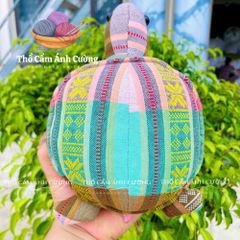 Thú Nhồi Bông Con Rùa Dân Tộc Thái - Đồ Chơi Trẻ Em Vải Thổ Cẩm Mềm Mại, Quà Tặng Ý Nghĩa Cho Bé Yêu