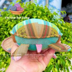 Thú Nhồi Bông Con Rùa Dân Tộc Thái - Đồ Chơi Trẻ Em Vải Thổ Cẩm Mềm Mại, Quà Tặng Ý Nghĩa Cho Bé Yêu