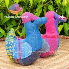 Thú Nhồi Bông Con Vịt Dân Tộc Thái - Đồ Chơi Trẻ Em Chất Liệu Thổ Cẩm và Bông Mềm Mại - Quà Tặng Ý Nghĩa Cho Bé Yêu