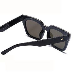 Kính Thời Trang VJC Nhật Bản - Kính Chống Tia UV400, Phong Cách Hiện Đại, Bảo Vệ Mắt Hoàn Hảo Cho Nam Nữ